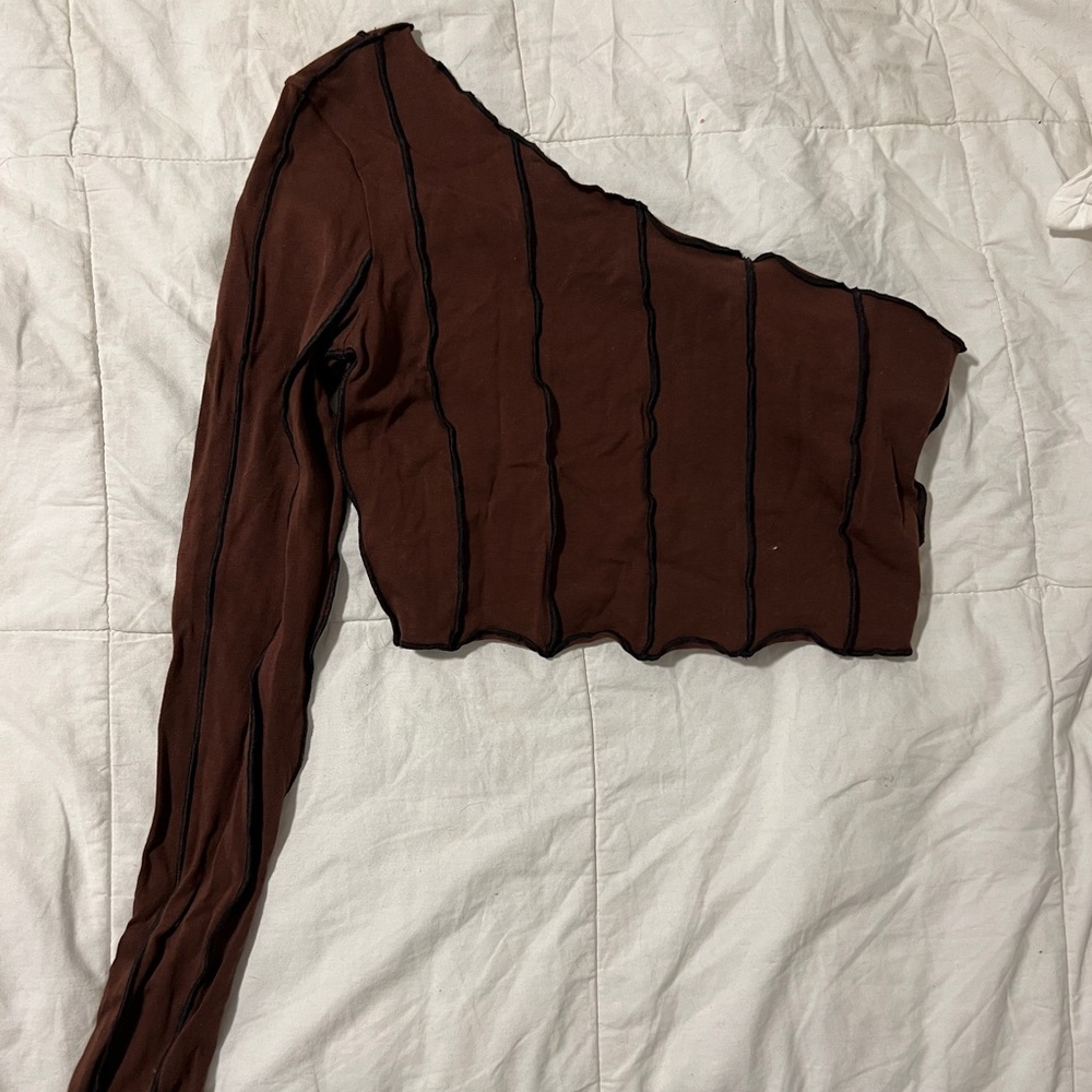 one sleeve crop top